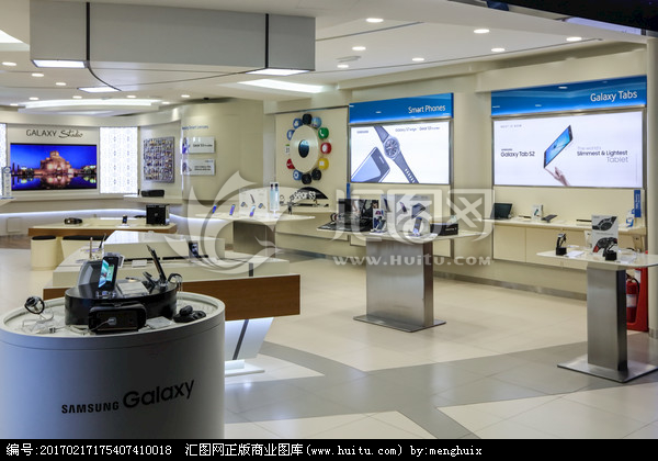 機場電子產(chǎn)品與日用百貨專賣店 現(xiàn)代旅行者的出行良伴